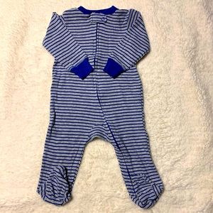 Carter’s 9 months Cotton PJs